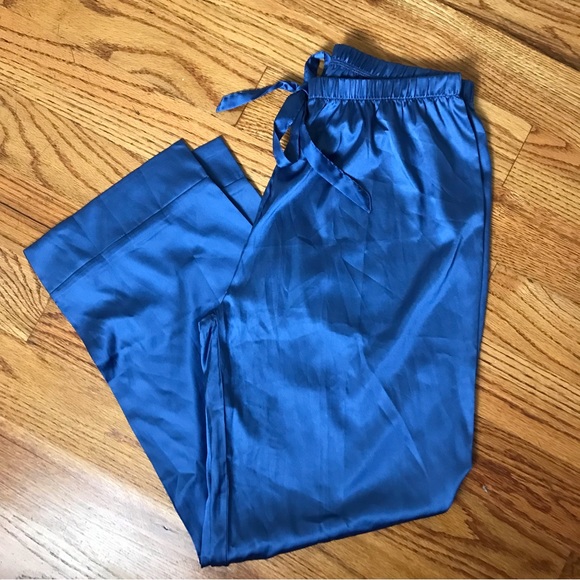 Blue Satin Pajama Set NWOT - Picture 3 of 4